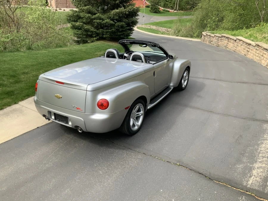 2004 Chevrolet SSR - Image 12 of 14