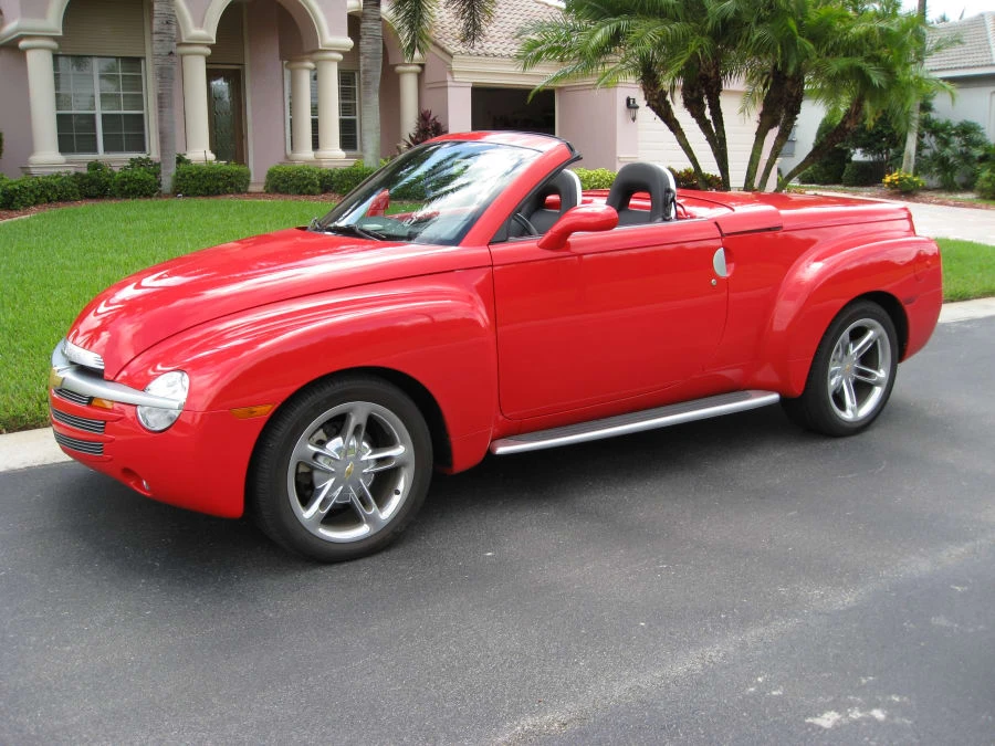2004 Chevrolet SSR - Image 6 of 7