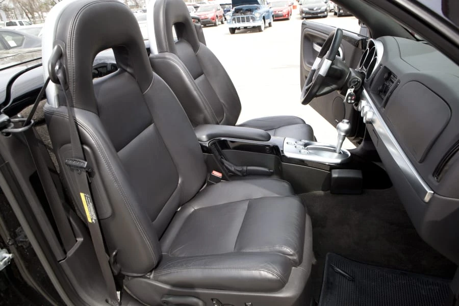 2004 Chevrolet SSR - Image 5 of 12