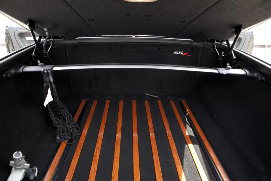 2004 Chevrolet SSR - Image 8 of 12