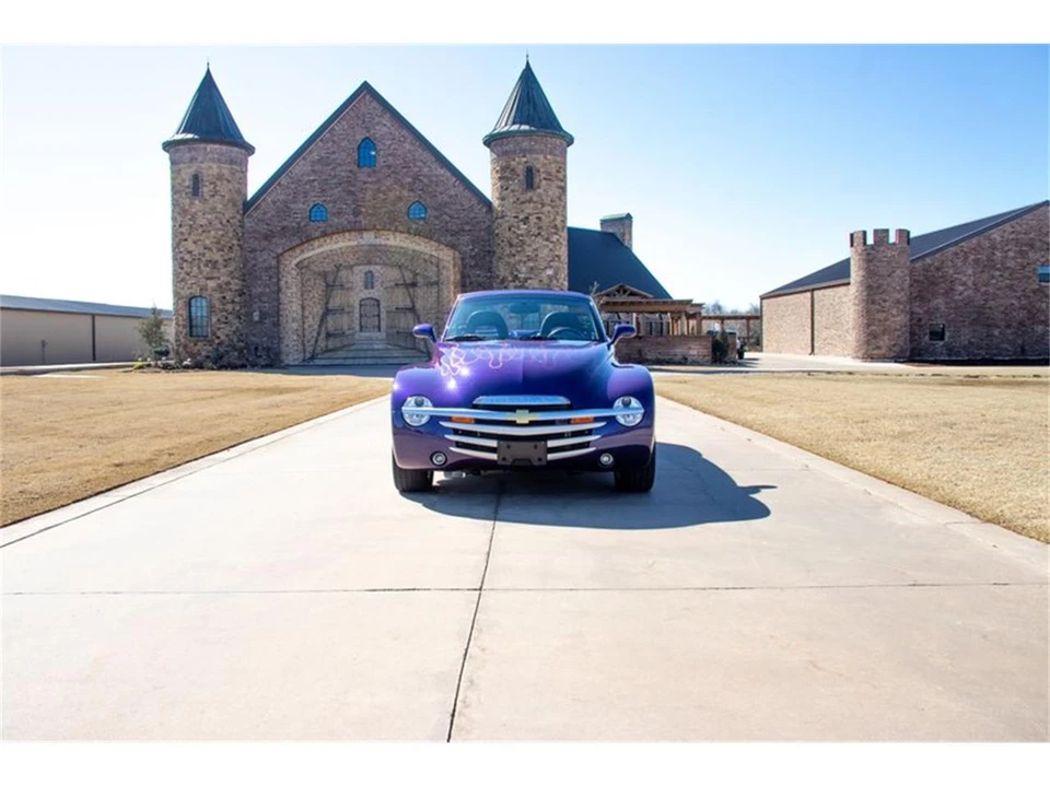 2004 Chevrolet SSR - Image 31 of 31