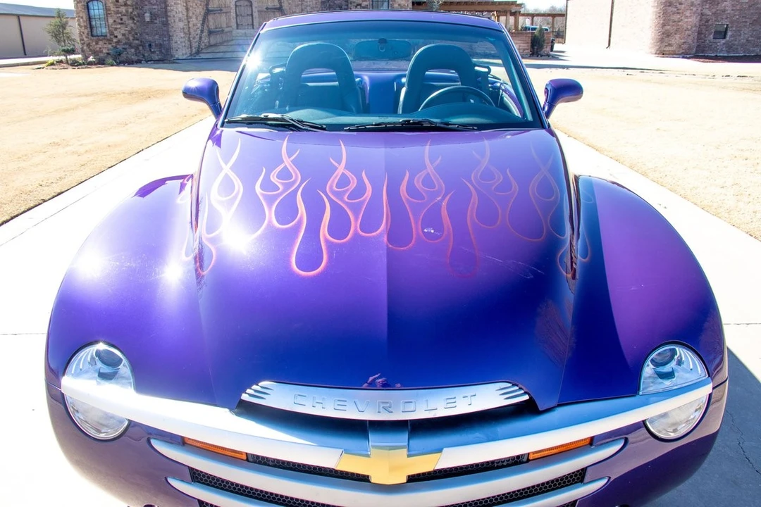 2004 Chevrolet SSR - Image 26 of 31