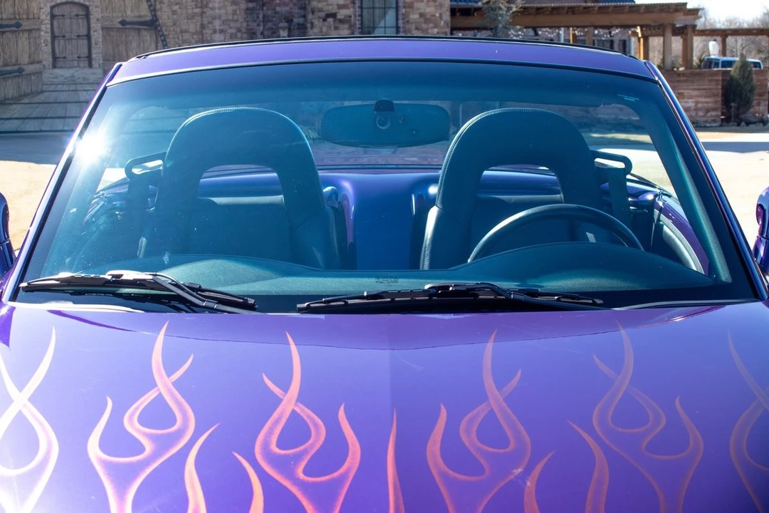 2004 Chevrolet SSR - Image 25 of 31