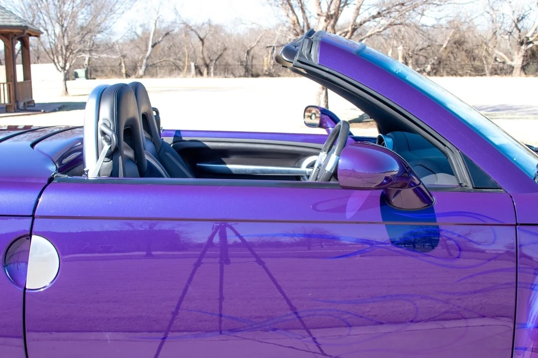 2004 Chevrolet SSR - Image 19 of 21