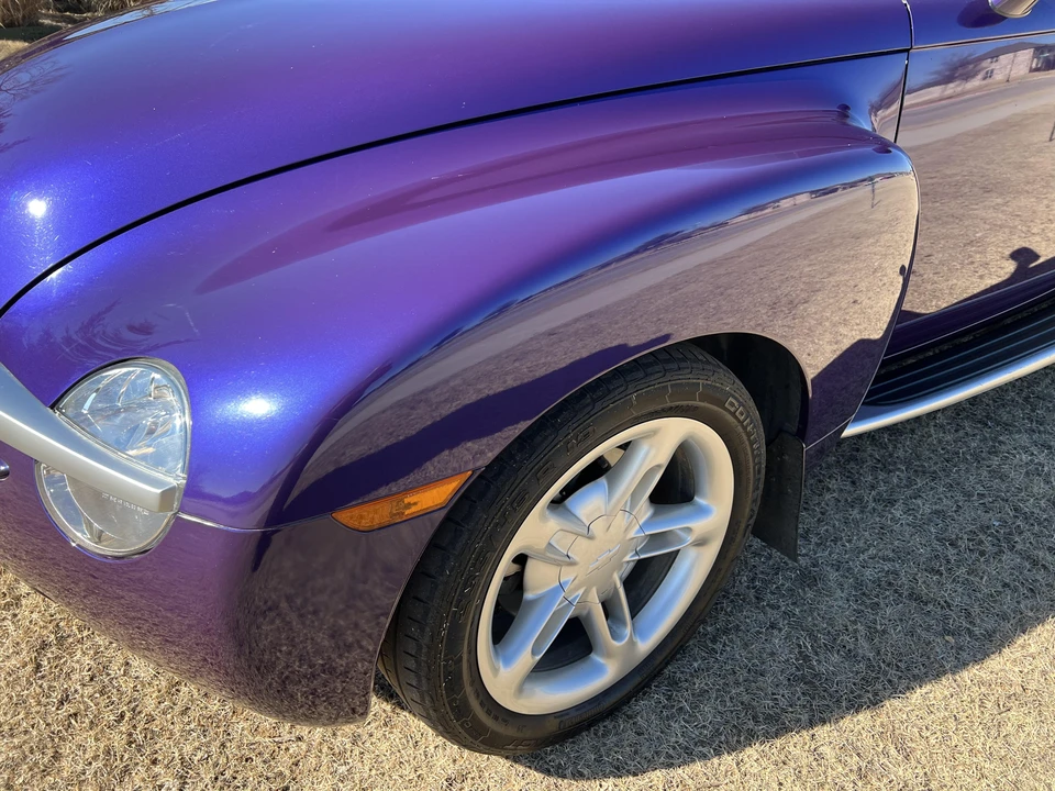 2004 Chevrolet SSR - Image 29 of 31