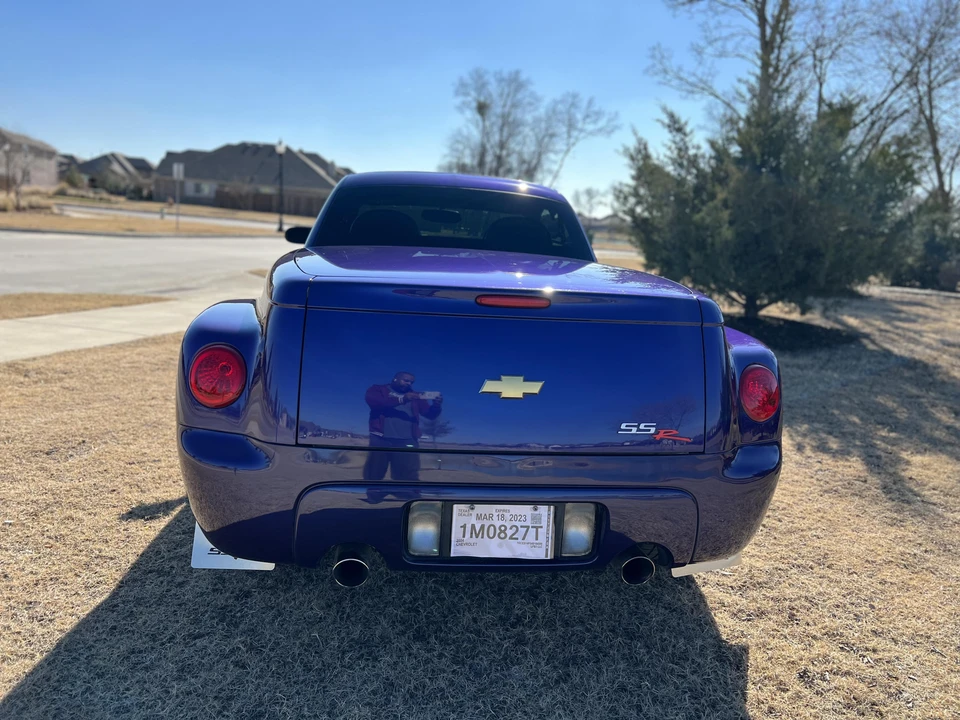 2004 Chevrolet SSR - Image 12 of 31
