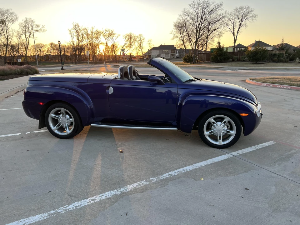 2004 Chevrolet SSR - Image 21 of 31