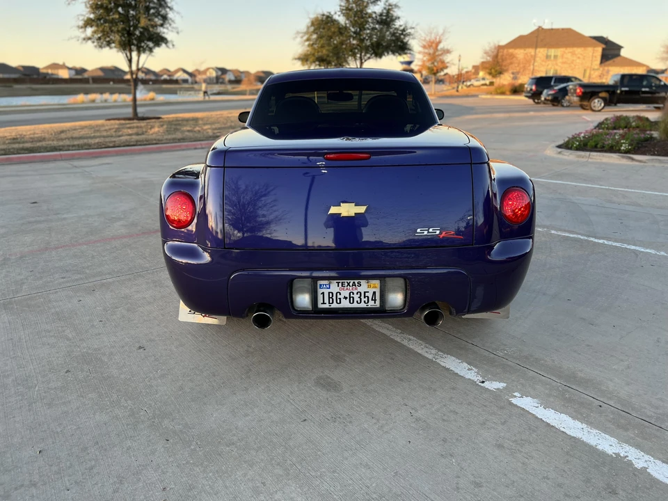 2004 Chevrolet SSR - Image 13 of 31