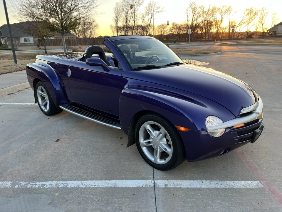 2004 Chevrolet SSR - Image 22 of 31