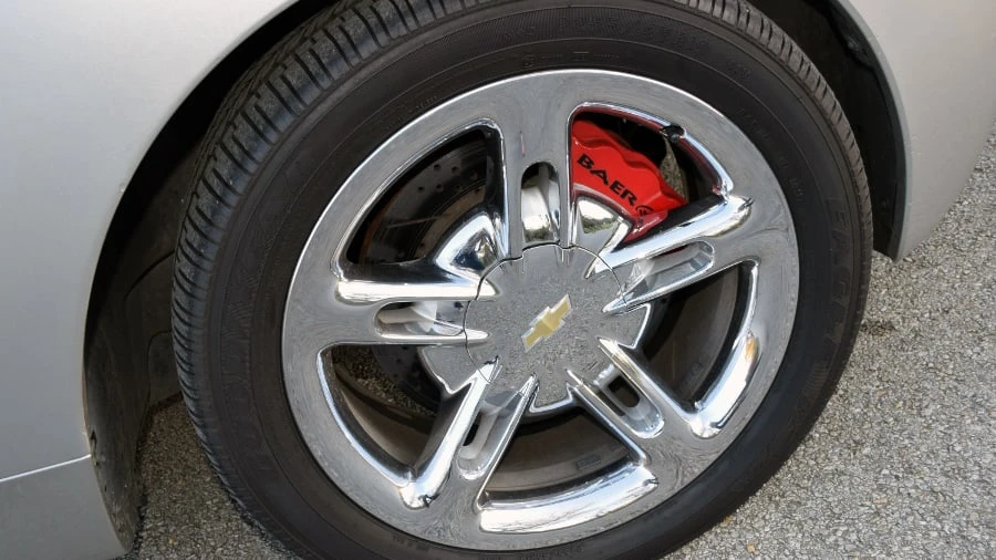 2004 Chevrolet SSR - Image 9 of 11