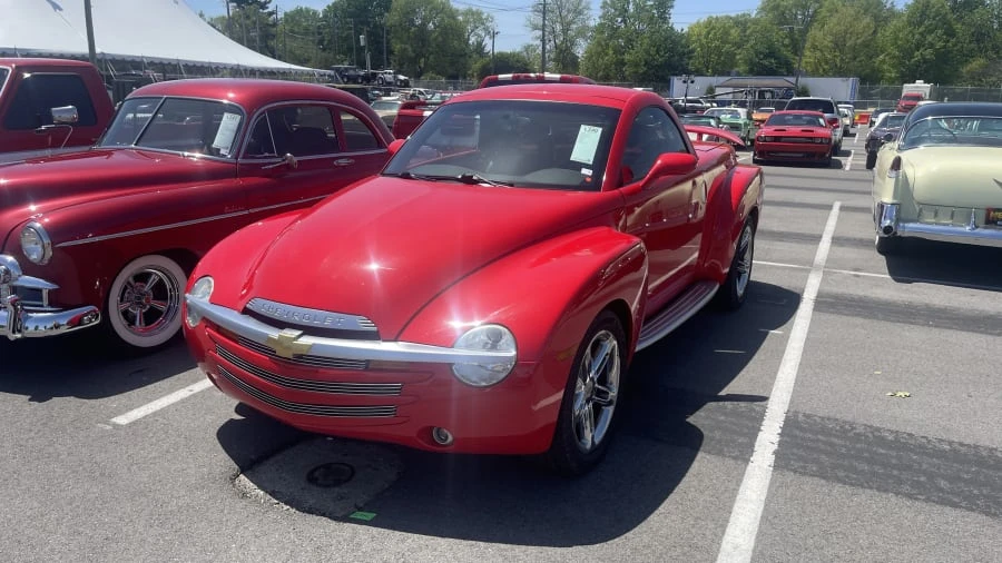 2004 Chevrolet SSR - Image 5 of 17