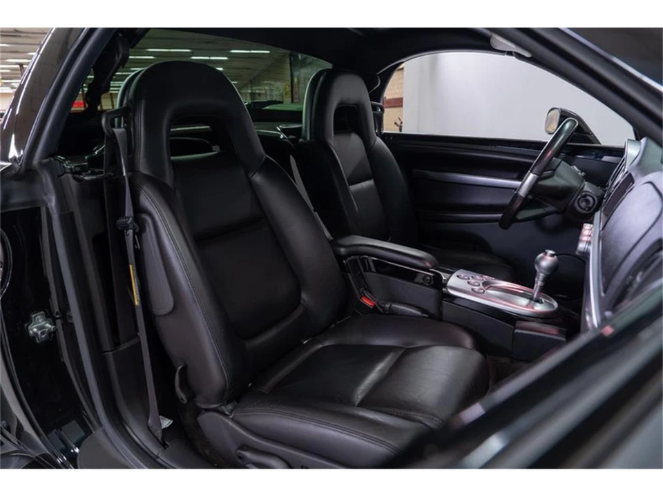 2004 Chevrolet SSR - Image 24 of 31