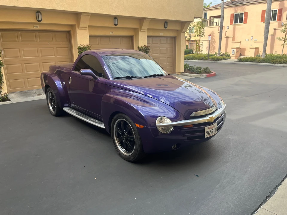 2004 Chevrolet SSR - Image 10 of 31