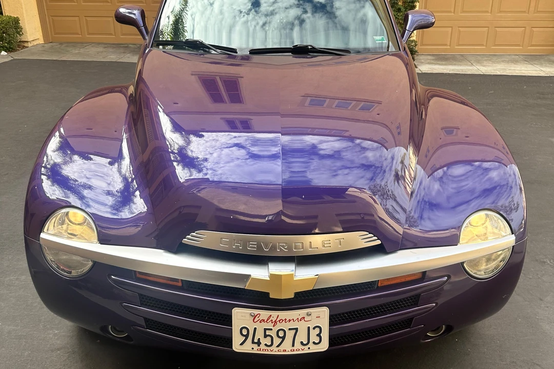 2004 Chevrolet SSR - Image 12 of 31