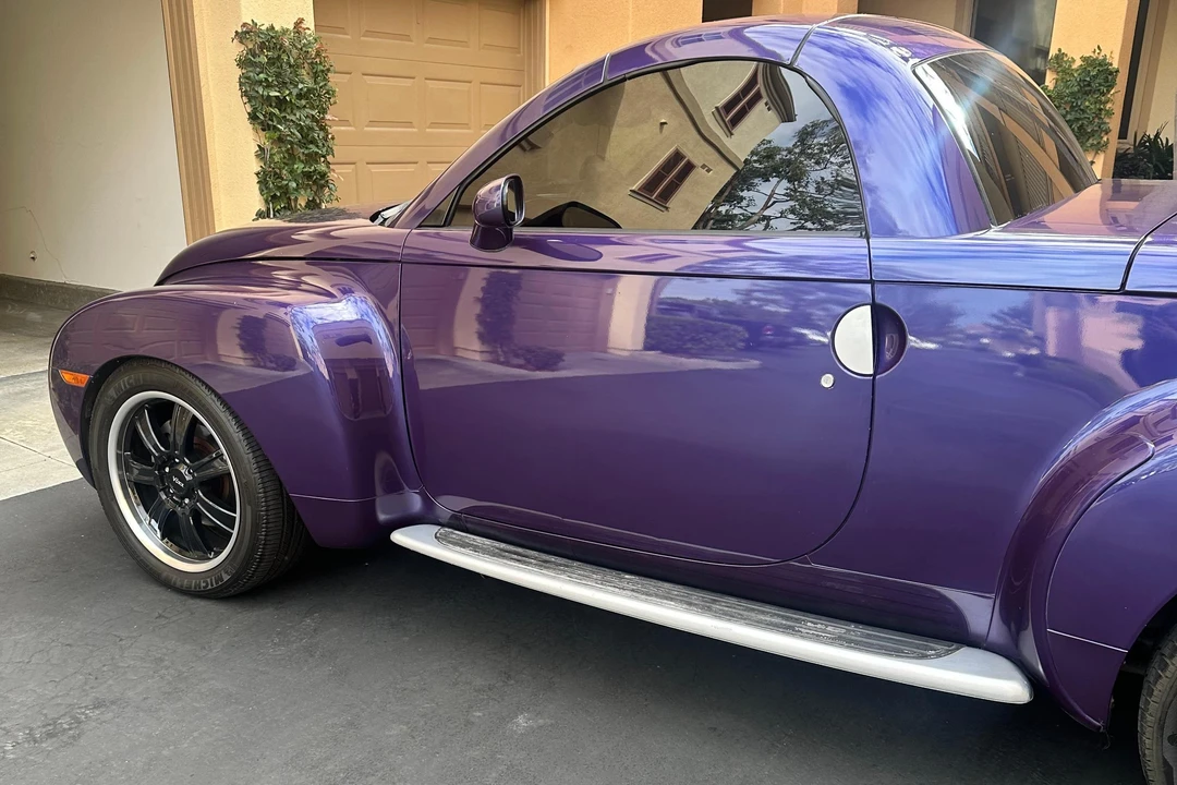 2004 Chevrolet SSR - Image 20 of 31