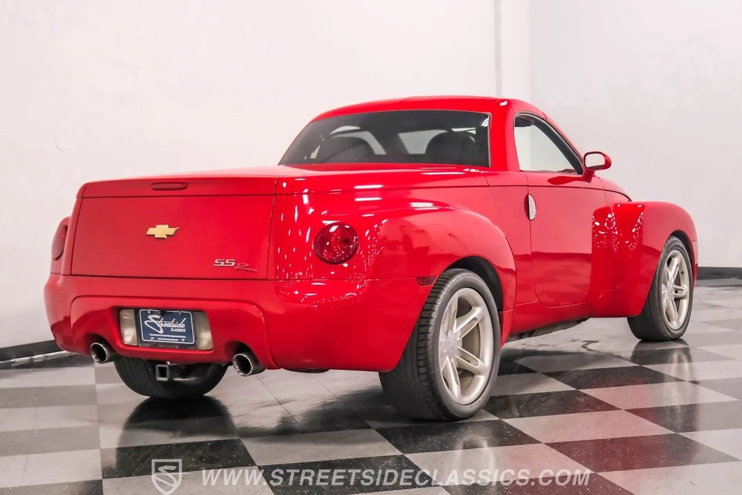 2004 Chevrolet SSR - Image 12 of 12