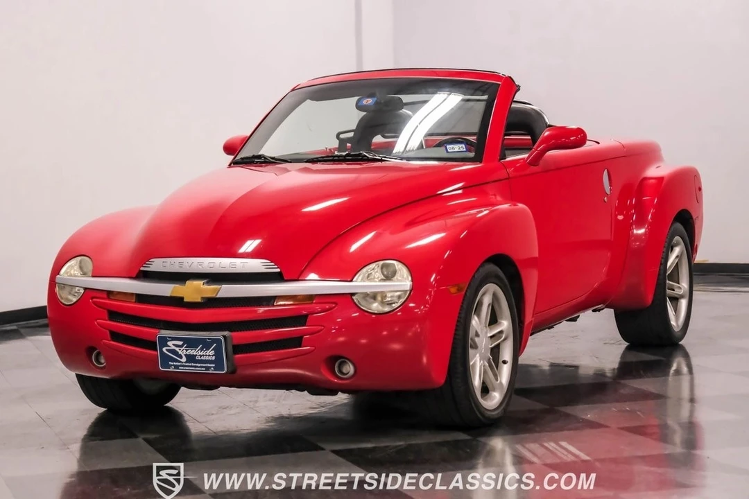 2004 Chevrolet SSR - Image 20 of 21