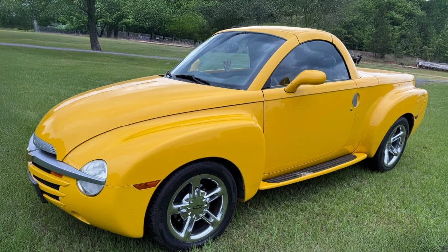 2004 Chevrolet SSR - Image 7 of 14