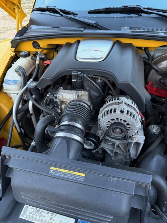 2004 Chevrolet SSR - Image 12 of 14