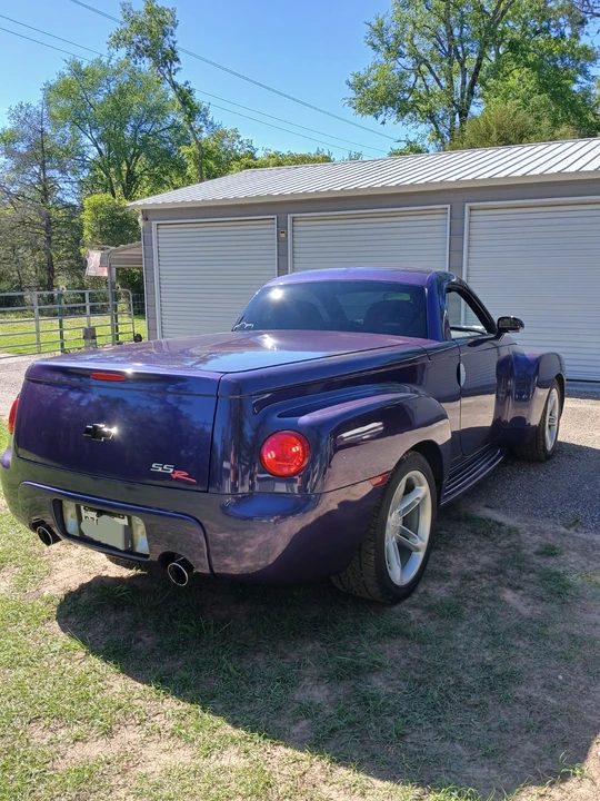 2004 Chevrolet SSR - Image 5 of 12