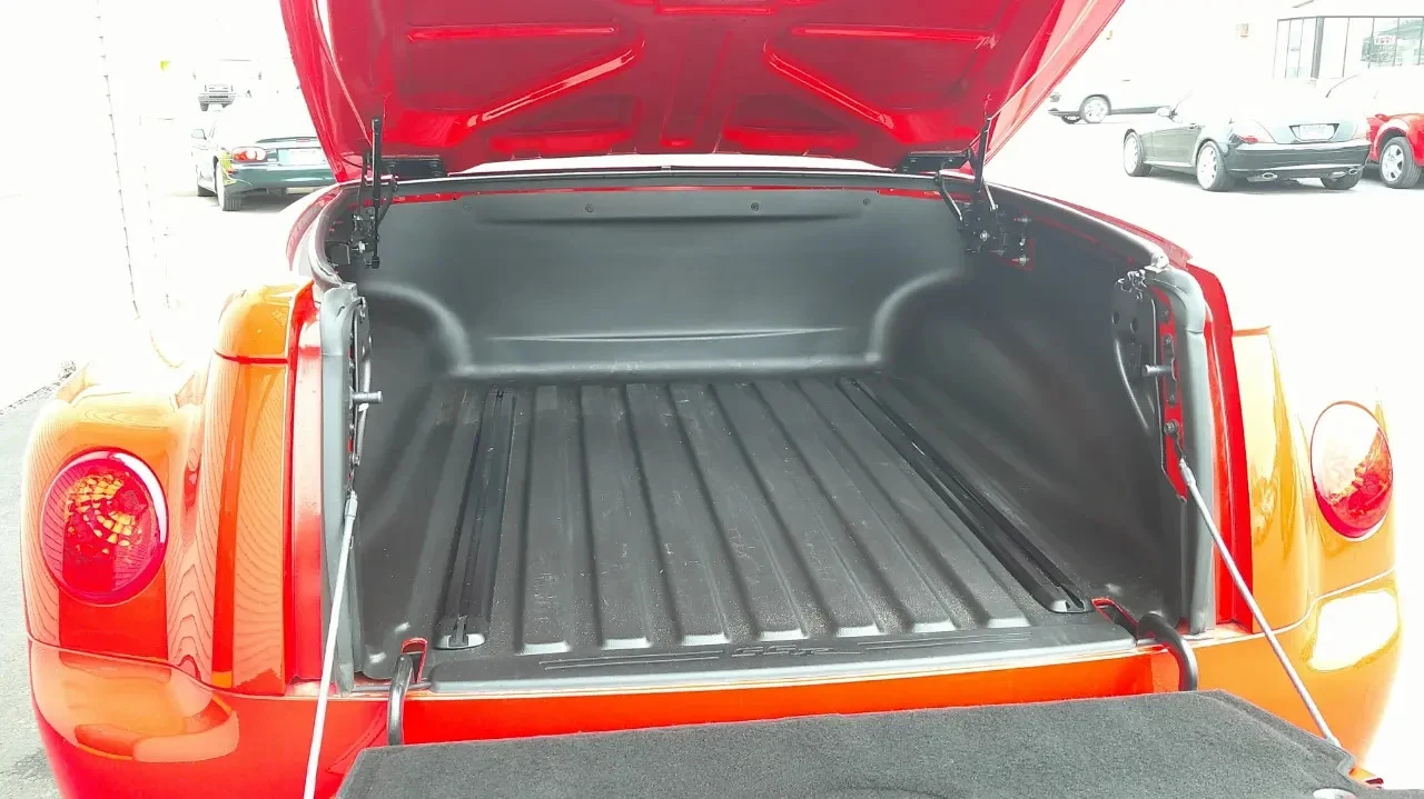 2004 Chevrolet SSR - Image 21 of 21
