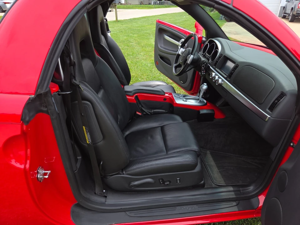 2004 Chevrolet SSR - Image 17 of 31