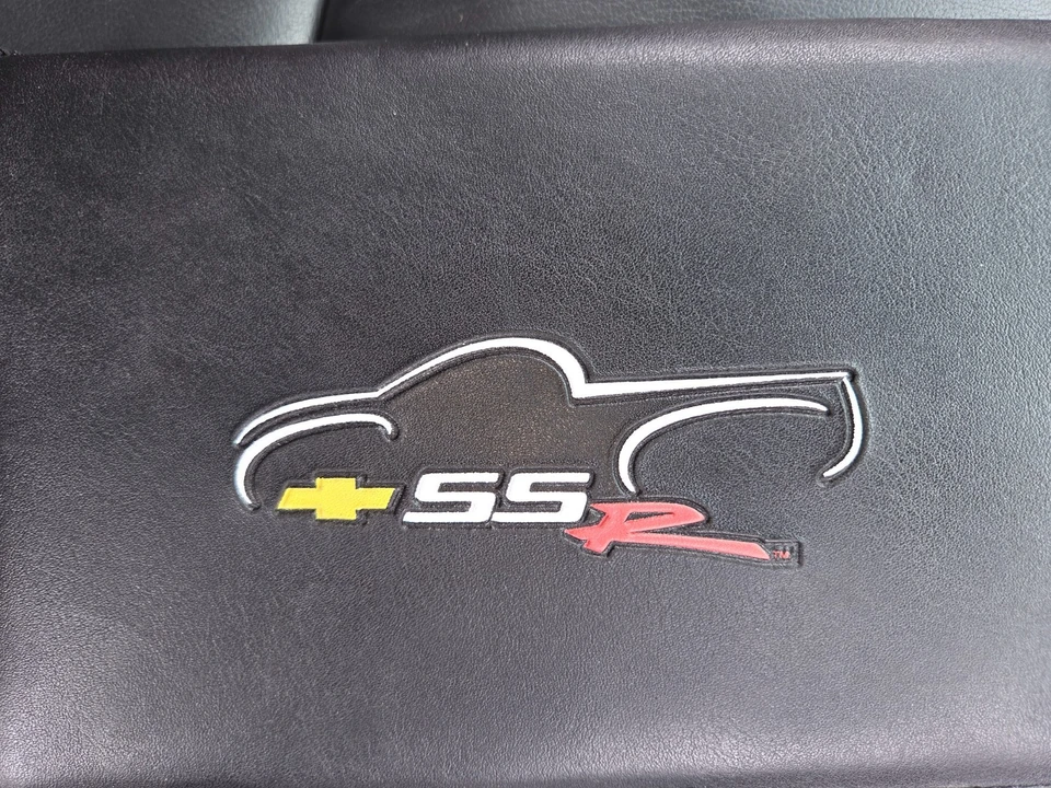 2004 Chevrolet SSR - Image 31 of 31