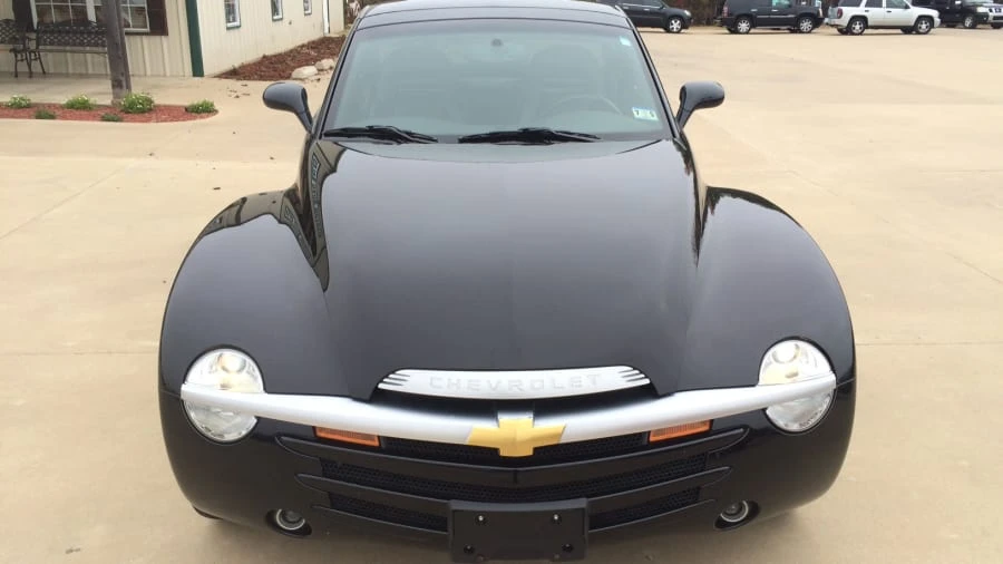 2004 Chevrolet SSR - Image 6 of 6