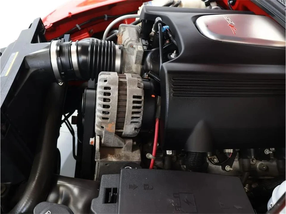 2004 Chevrolet SSR - Image 29 of 31