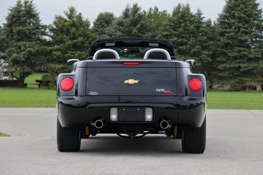 2004 Chevrolet SSR - Image 17 of 31