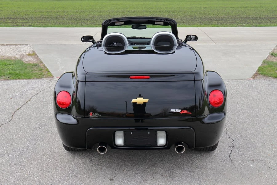 2004 Chevrolet SSR - Image 24 of 31