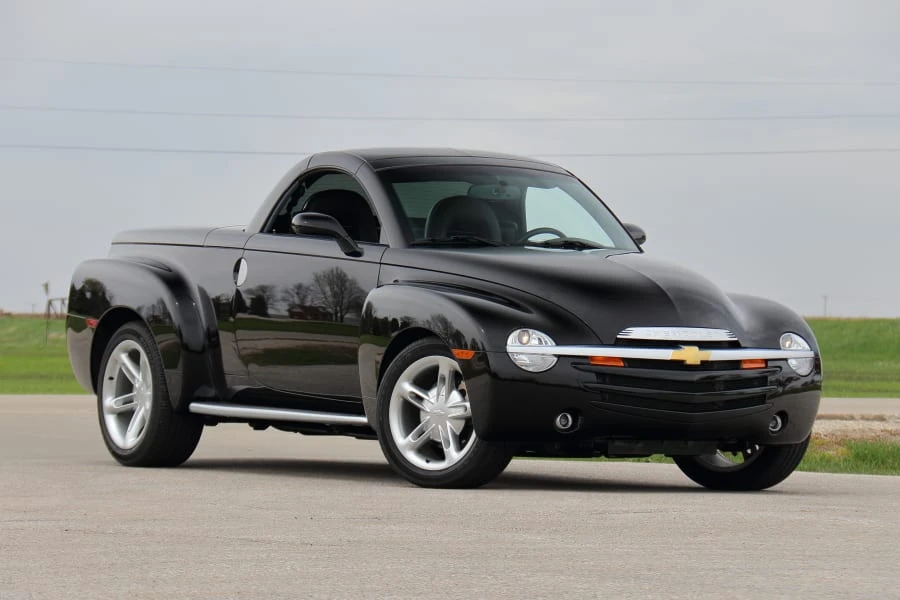 2004 Chevrolet SSR - Image 12 of 31