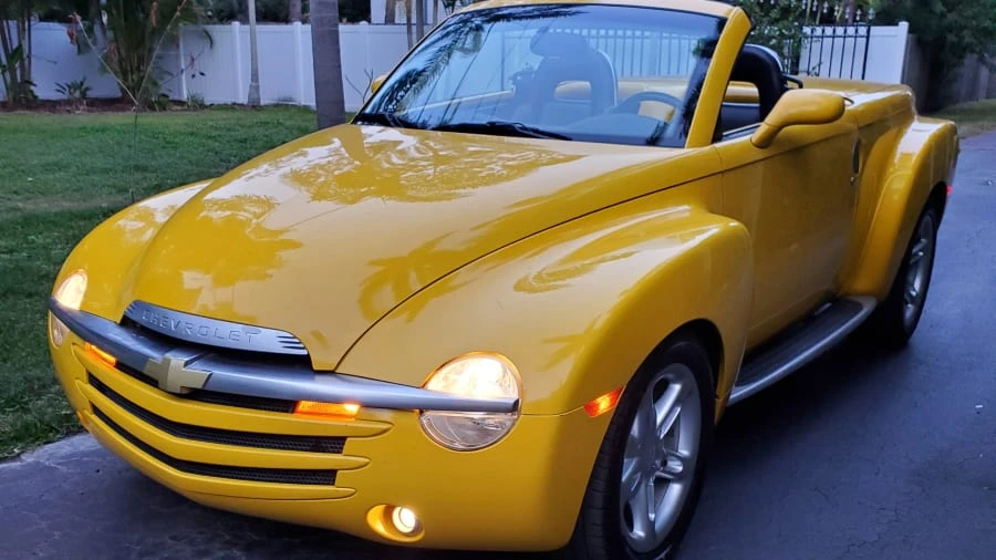 2004 Chevrolet SSR - Image 6 of 6