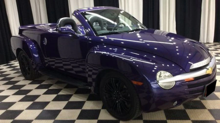2004 Chevrolet SSR - Image 11 of 11