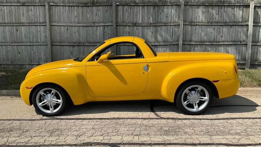 2004 Chevrolet SSR - Image 5 of 10