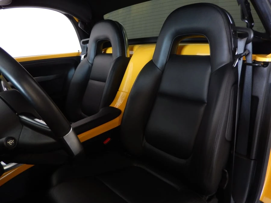 2004 Chevrolet SSR - Image 5 of 12