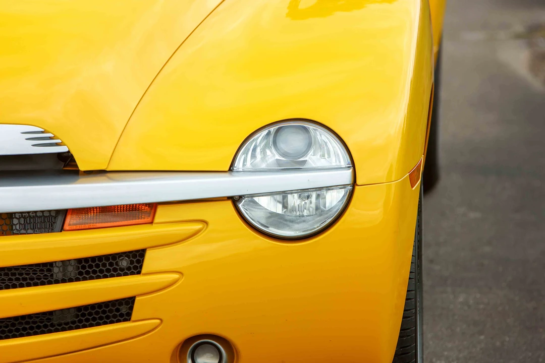 2004 Chevrolet SSR - Image 26 of 31
