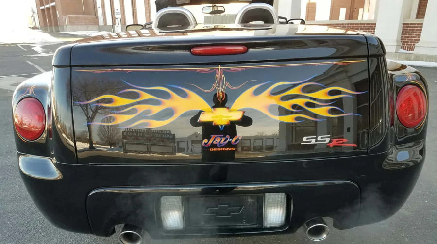 2004 Chevrolet SSR - Image 4 of 5