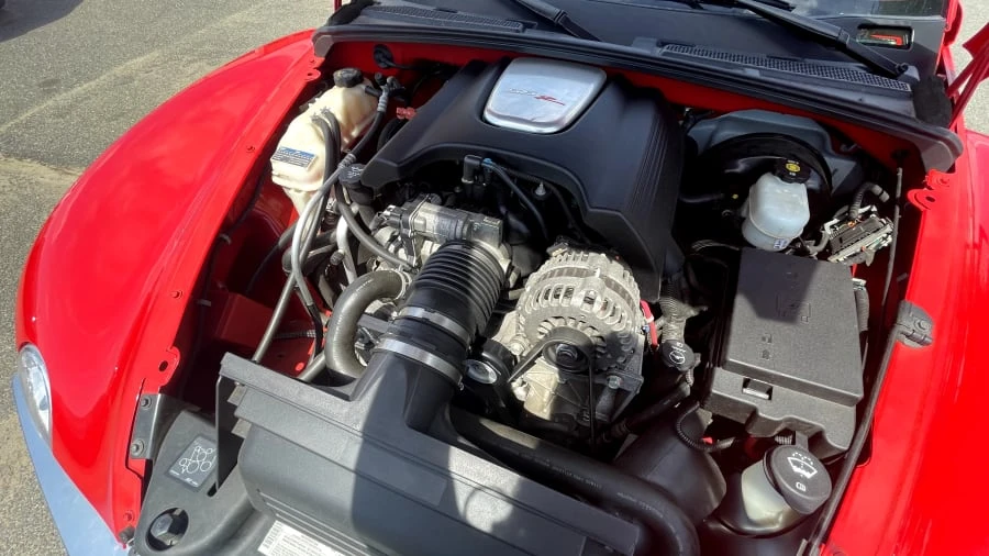 2004 Chevrolet SSR - Image 13 of 31