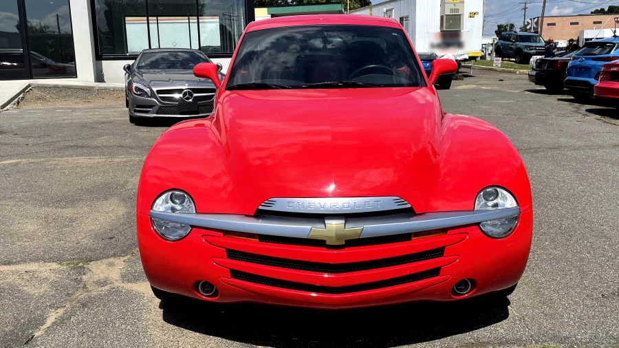 2004 Chevrolet SSR - Image 15 of 31