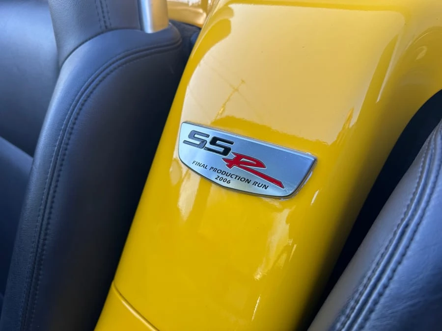 2004 Chevrolet SSR - Image 14 of 17