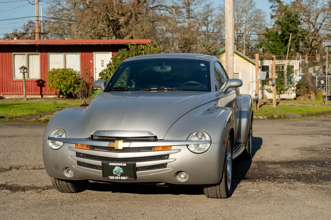 2004 Chevrolet SSR - Image 7 of 31