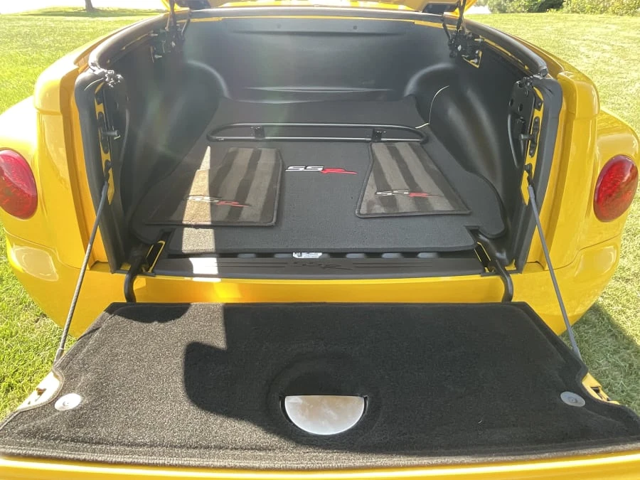 2004 Chevrolet SSR - Image 10 of 15