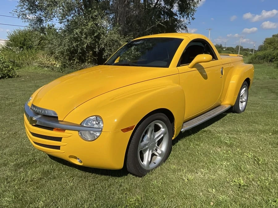 2004 Chevrolet SSR - Image 4 of 15