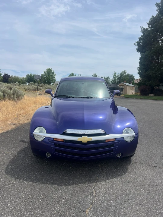 2004 Chevrolet SSR - Image 4 of 31