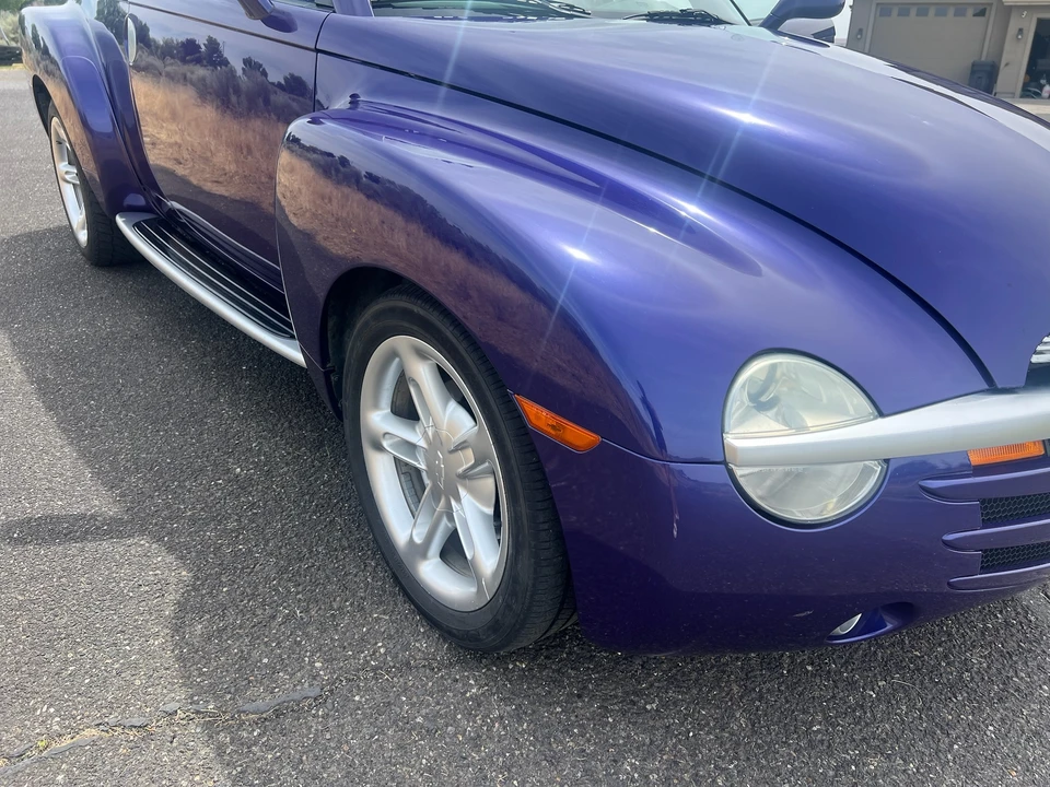2004 Chevrolet SSR - Image 22 of 31