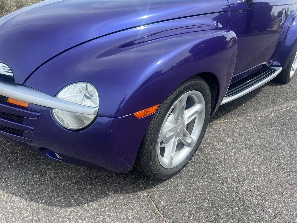 2004 Chevrolet SSR - Image 23 of 31