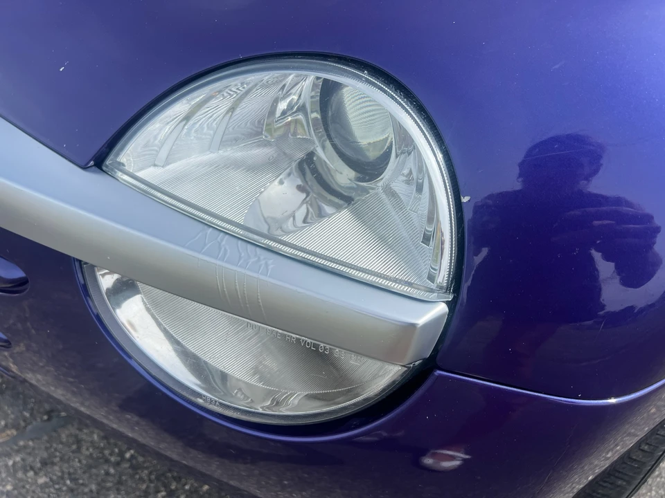 2004 Chevrolet SSR - Image 30 of 31