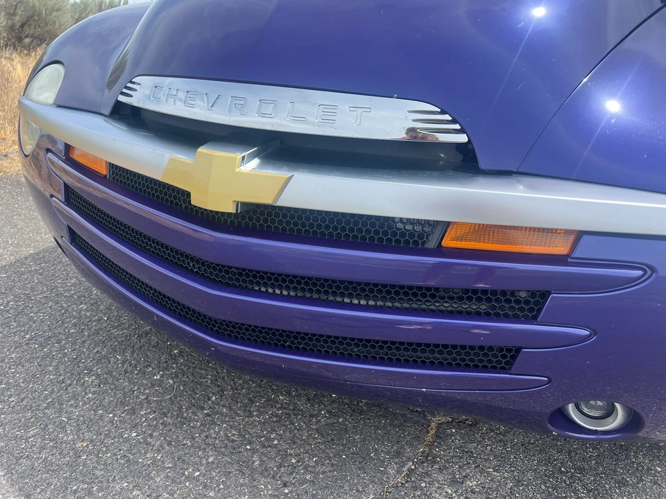 2004 Chevrolet SSR - Image 31 of 31