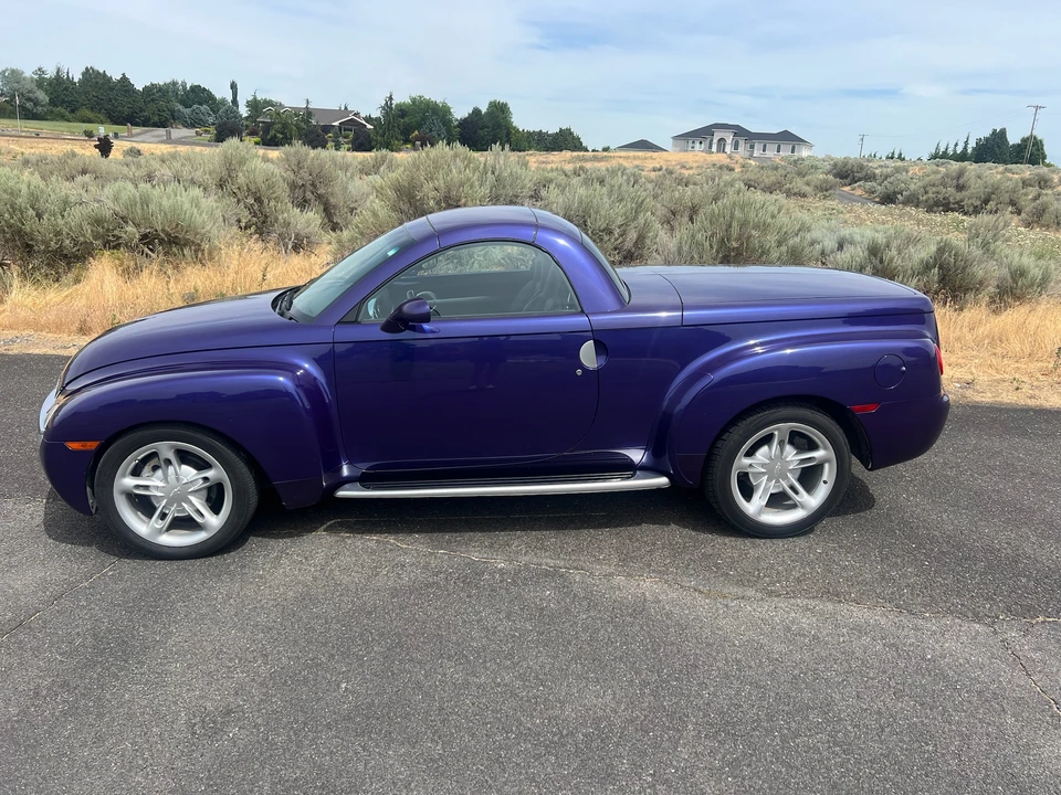 2004 Chevrolet SSR - Image 20 of 31